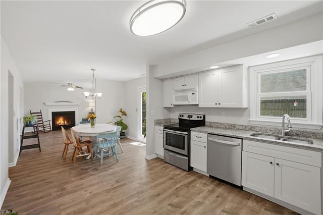 1697 Gallery AVE, Virginia Beach, VA 23454