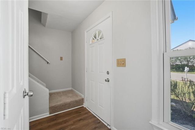 1697 Gallery AVE, Virginia Beach, VA 23454