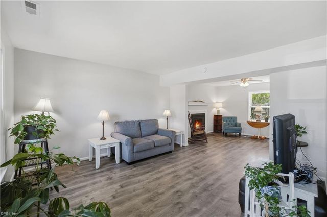 1697 Gallery AVE, Virginia Beach, VA 23454