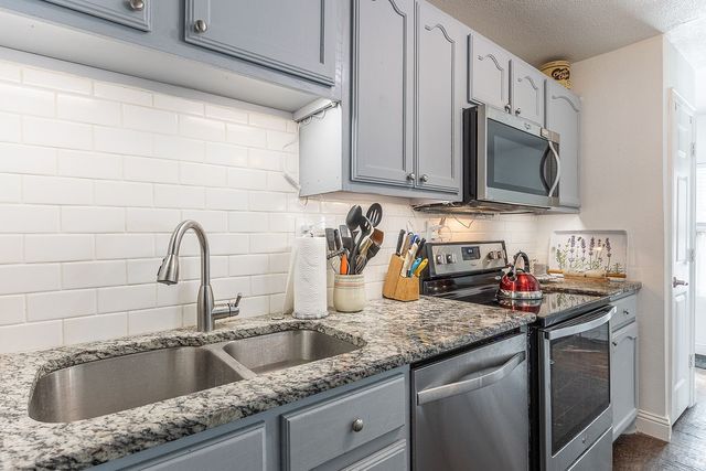 205 Saddle Road, White Settlement, TX 76108