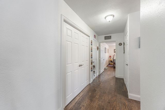 205 Saddle Road, White Settlement, TX 76108