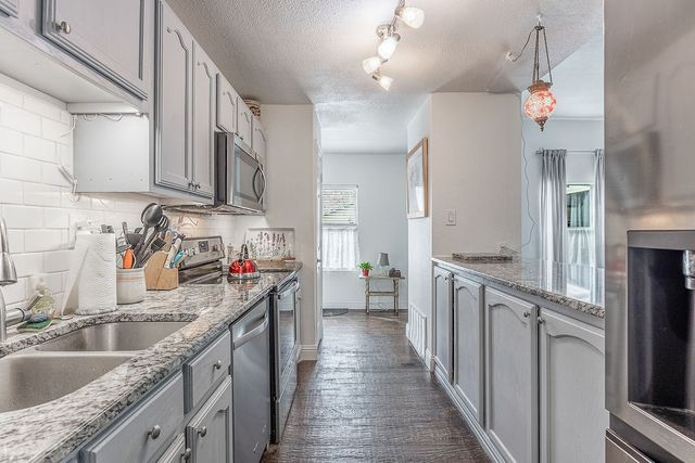 205 Saddle Road, White Settlement, TX 76108