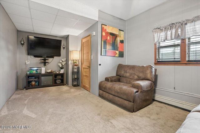 33 Monmouth Avenue, North Middletown, NJ 07748
