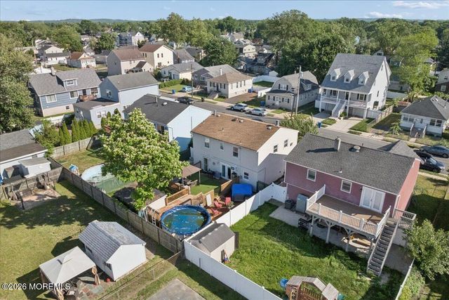 33 Monmouth Avenue, North Middletown, NJ 07748