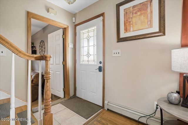 33 Monmouth Avenue, North Middletown, NJ 07748