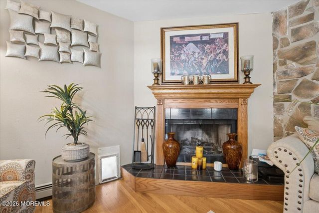 33 Monmouth Avenue, North Middletown, NJ 07748