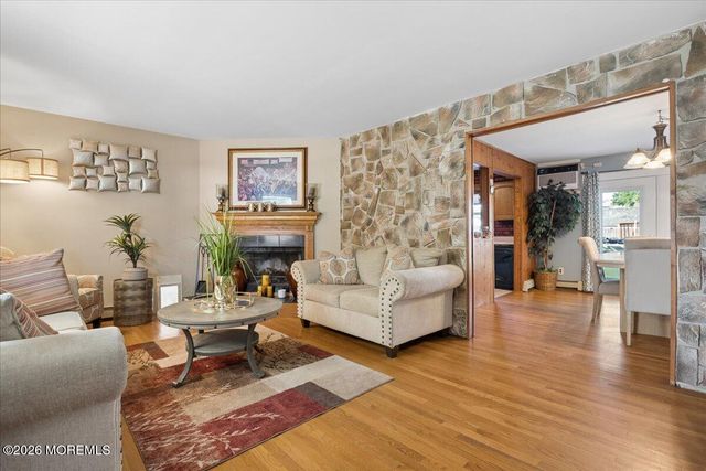 33 Monmouth Avenue, North Middletown, NJ 07748