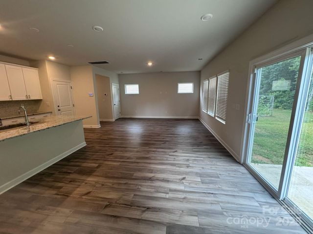 125 Johns Cardinal Drive, Mooresville, NC 28115