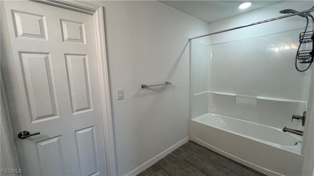 213 NW 9th ST, Cape Coral, FL 33993