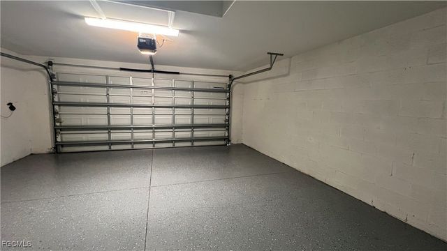 213 NW 9th ST, Cape Coral, FL 33993