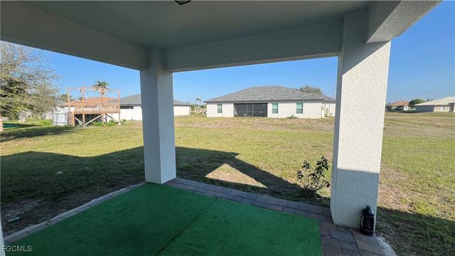 213 NW 9th ST, Cape Coral, FL 33993