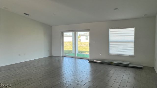 213 NW 9th ST, Cape Coral, FL 33993