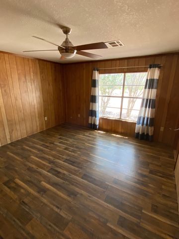 104 County Road 1296, Morgan, TX 76671