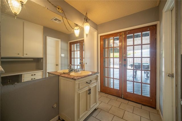 3602 San Blas Dr, Corpus Christi, TX 78415