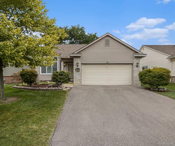 28692 Bayberry Park Drive, Livonia, MI 48154