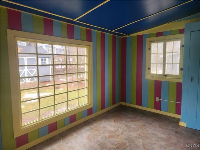 9 Terrace Hill Drive, New Hartford, NY 13413