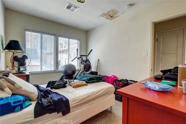 1212 W Victory Boulevard, Burbank, CA 91506