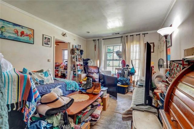 1212 W Victory Boulevard, Burbank, CA 91506