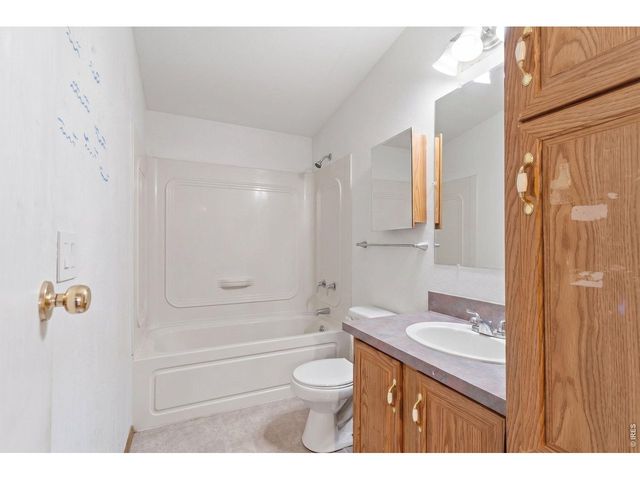 135 Poplar St, Lochbuie, CO 80603