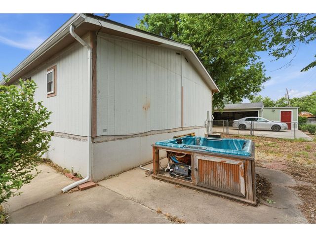 135 Poplar St, Lochbuie, CO 80603
