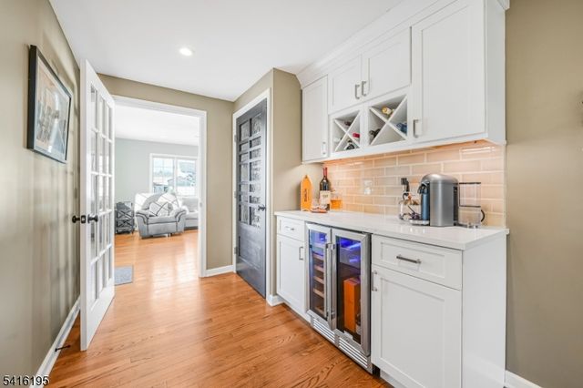 90 Jacksonville Rd, Pequannock Twp., NJ 07444