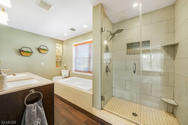 90 Jacksonville Rd, Pequannock Twp., NJ 07444