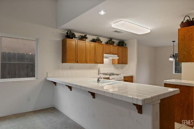 11418 Trabancos Drive, Bakersfield, CA 93311