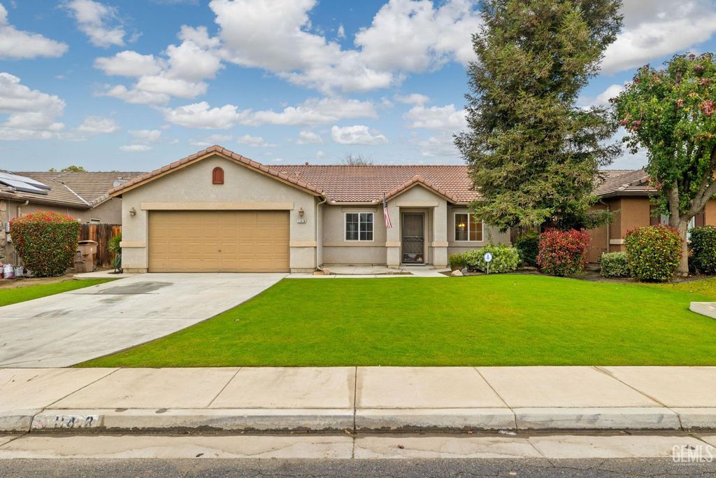 11418 Trabancos Drive, Bakersfield, CA 93311