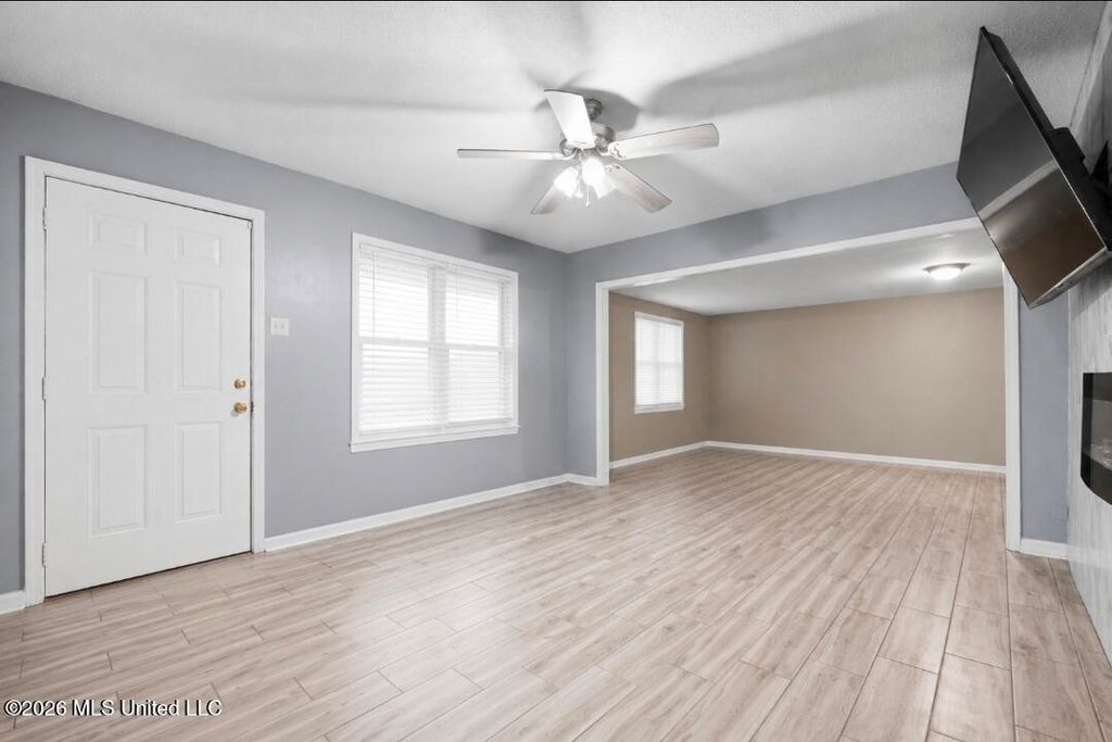 3160 Forest Glen Drive, Horn Lake, MS 38637 — photo 4
