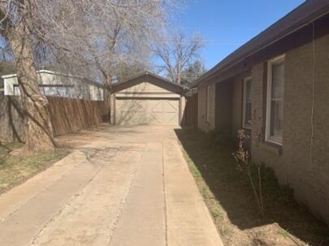 2708 22nd Street, Lubbock, TX 79410