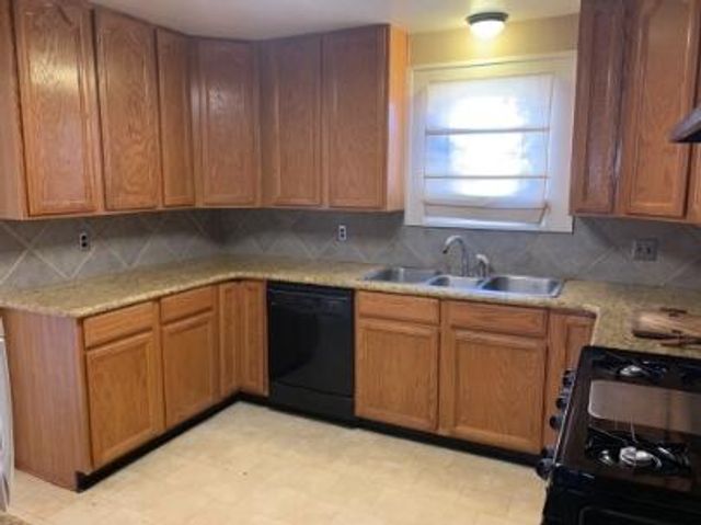 2708 22nd Street, Lubbock, TX 79410