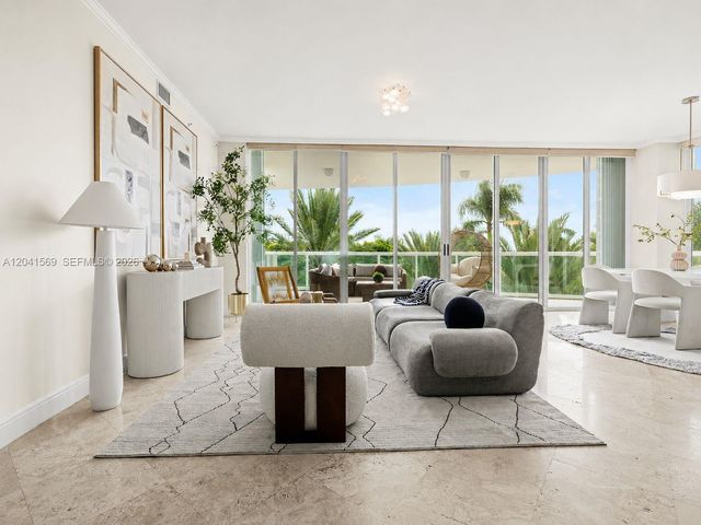 2645 S Bayshore Drive 304, Miami, FL 33133