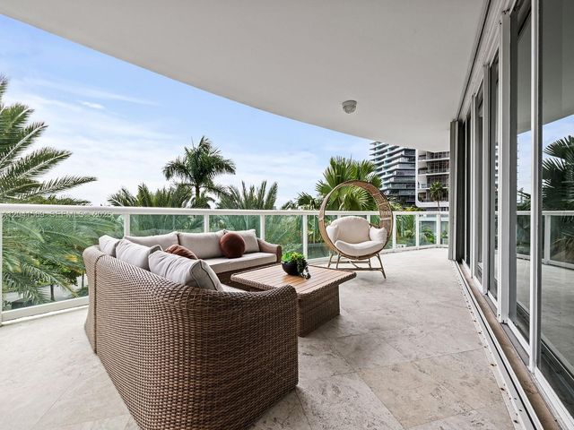 2645 S Bayshore Drive 304, Miami, FL 33133