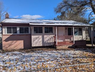 1021 Desoto Avenue, Ypsilanti, MI 48198