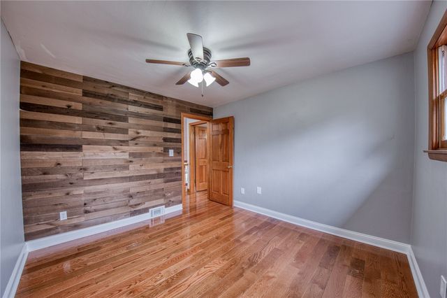 540 Morningstar Dr, Franklin Twp, PA 16117