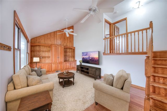 540 Morningstar Dr, Franklin Twp, PA 16117