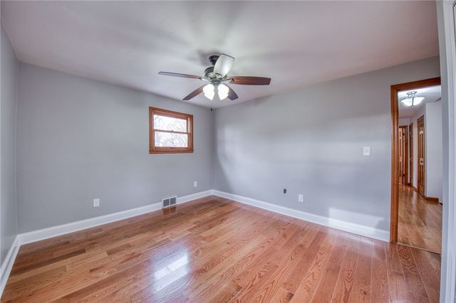 540 Morningstar Dr, Franklin Twp, PA 16117