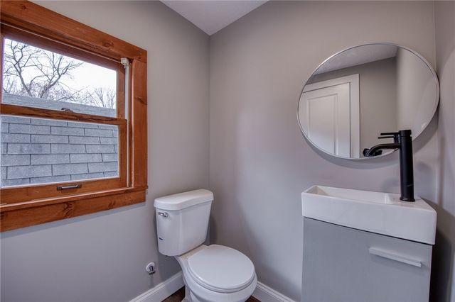 540 Morningstar Dr, Franklin Twp, PA 16117