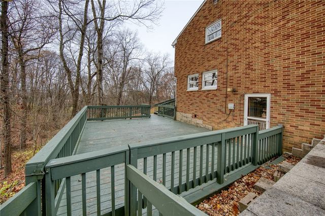 540 Morningstar Dr, Franklin Twp, PA 16117