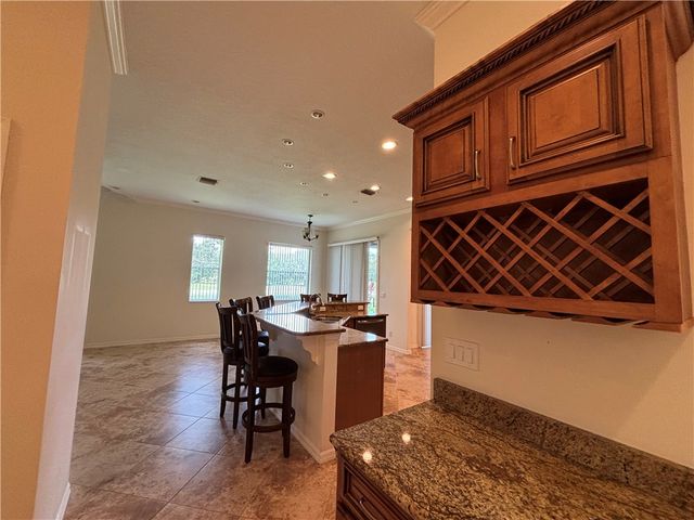 135 36th Court SW, Vero Beach, FL 32968