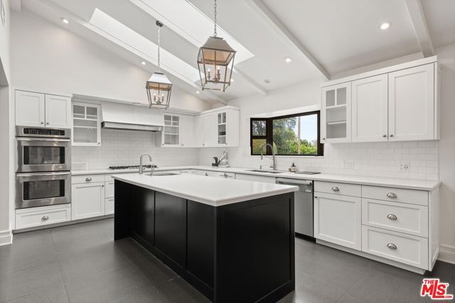 4145 Sunswept Drive, Studio City (los Angeles), CA 91604