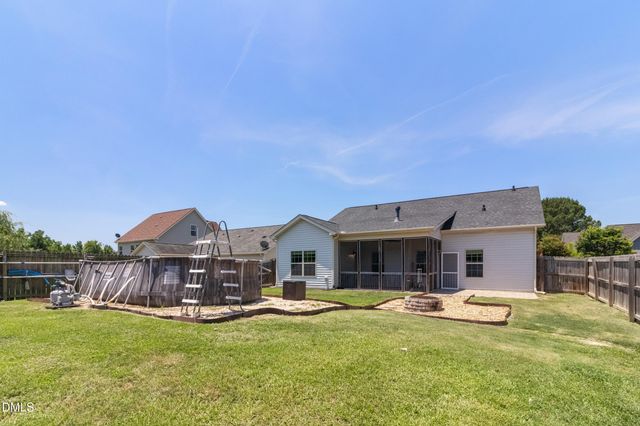 28 Arbor Loop, Angier, NC 27501