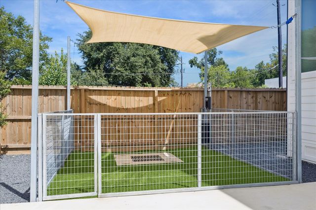 2953 Delafield Street, Houston, TX 77023