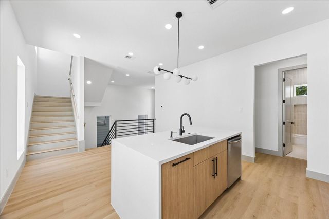 2953 Delafield Street, Houston, TX 77023