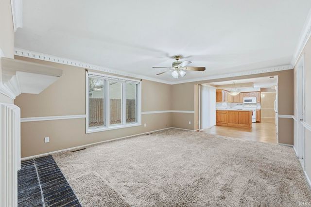 1729 Lofton Way, Fort Wayne, IN 46815