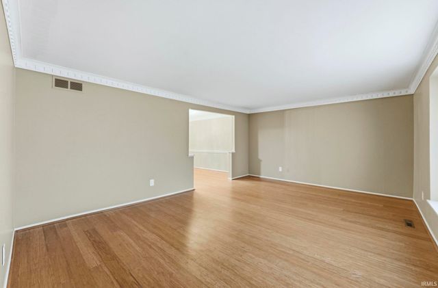 1729 Lofton Way, Fort Wayne, IN 46815