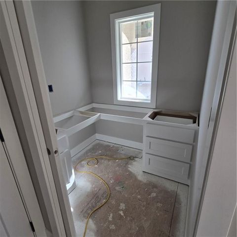 8214 Aurora Street, Lenexa, KS 66220