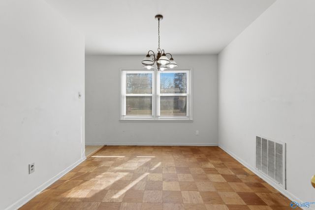 3716 Jamestown Road NW, Huntsville, AL 35810