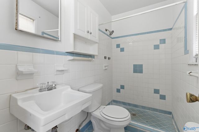 3716 Jamestown Road NW, Huntsville, AL 35810