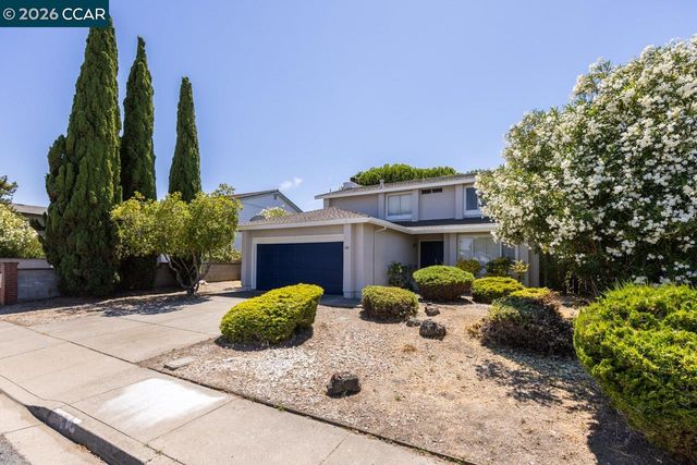 200 Oriole Ct, Hercules, CA 94547